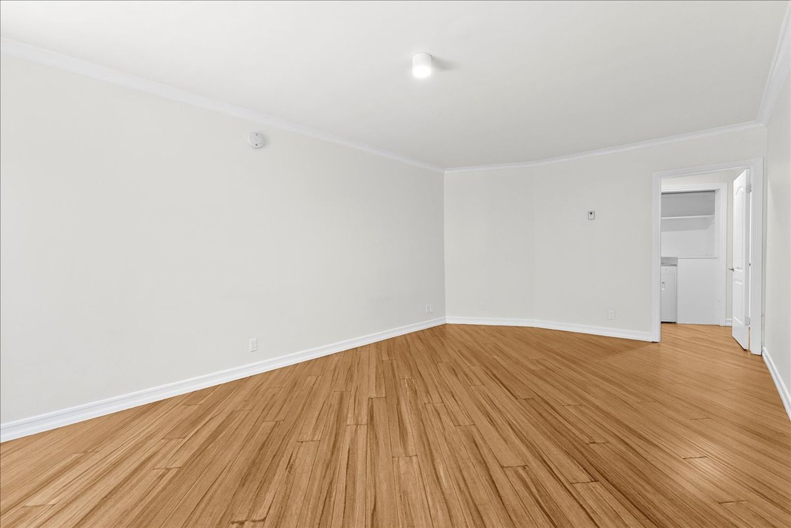 North Hollywood Condo: 11661 Erwin Street