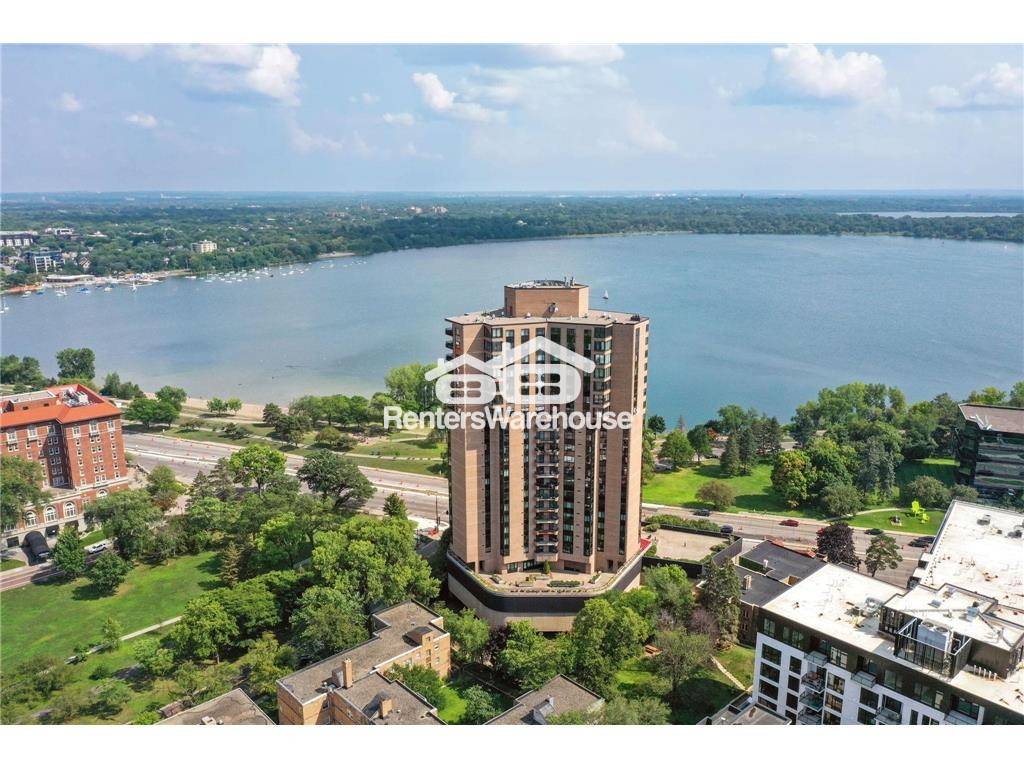 Minneapolis Condo: 2950 Dean Pkwy Apt 604