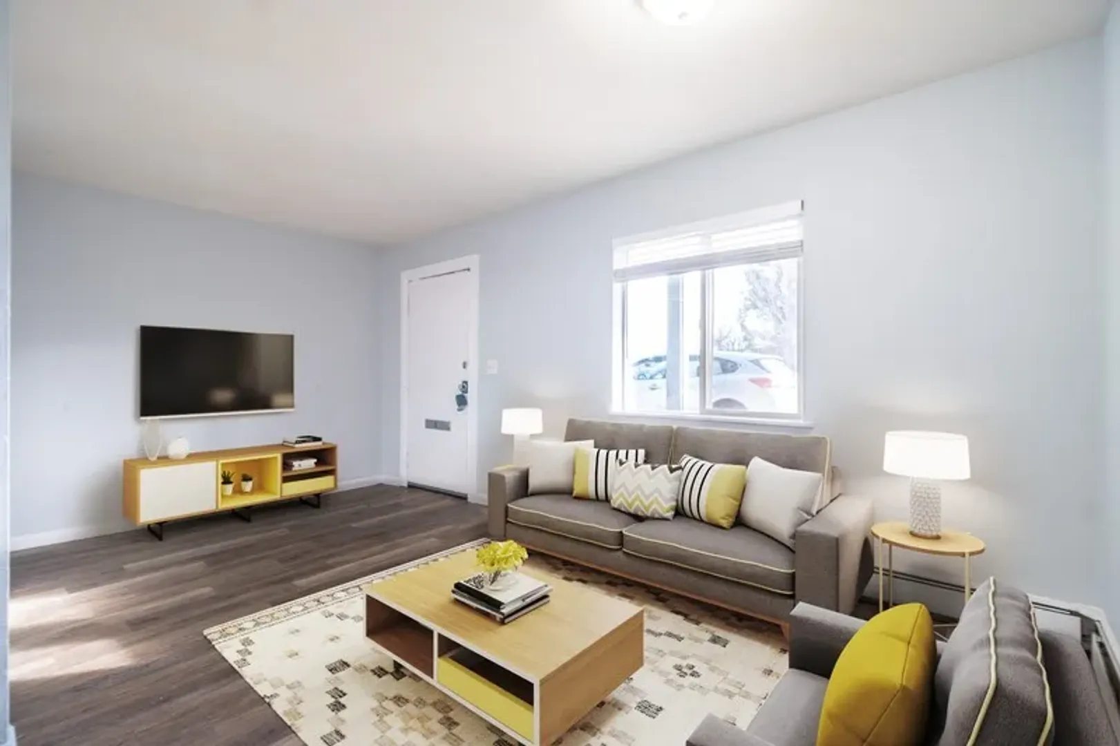 Aurora Apartment: 16300 E Colfax Ave