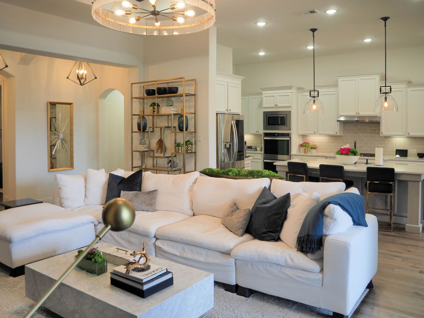 Argyle House: 1310 Sunflower Ave