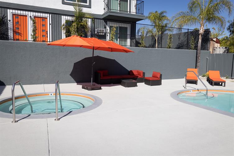 Vista Apartment: 560 Copper Drive