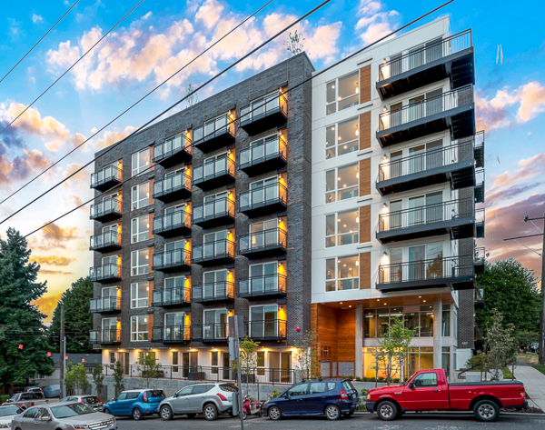 Seattle Apartment: 403 Belmont Ave E