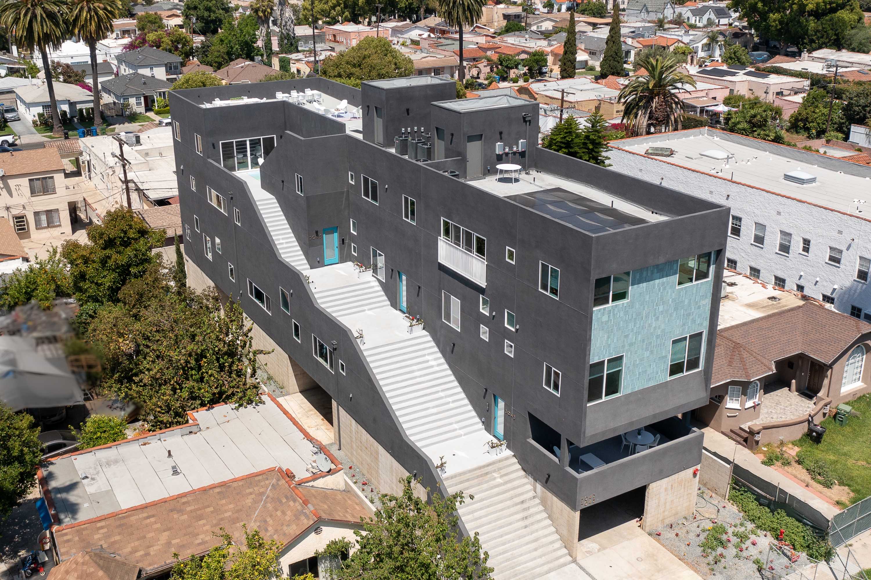 Los Angeles Condo: 3045 West Blvd