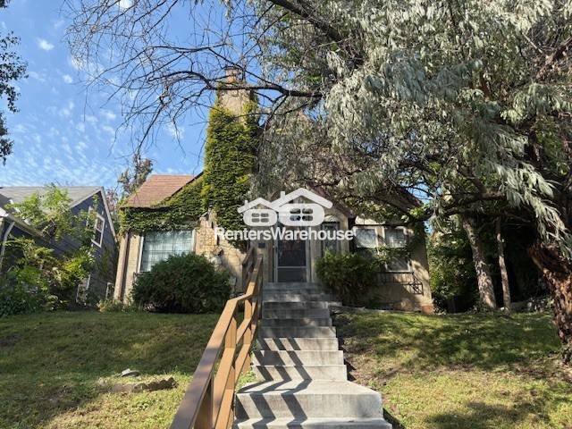 Minneapolis House: 5120 Cedar Ave S