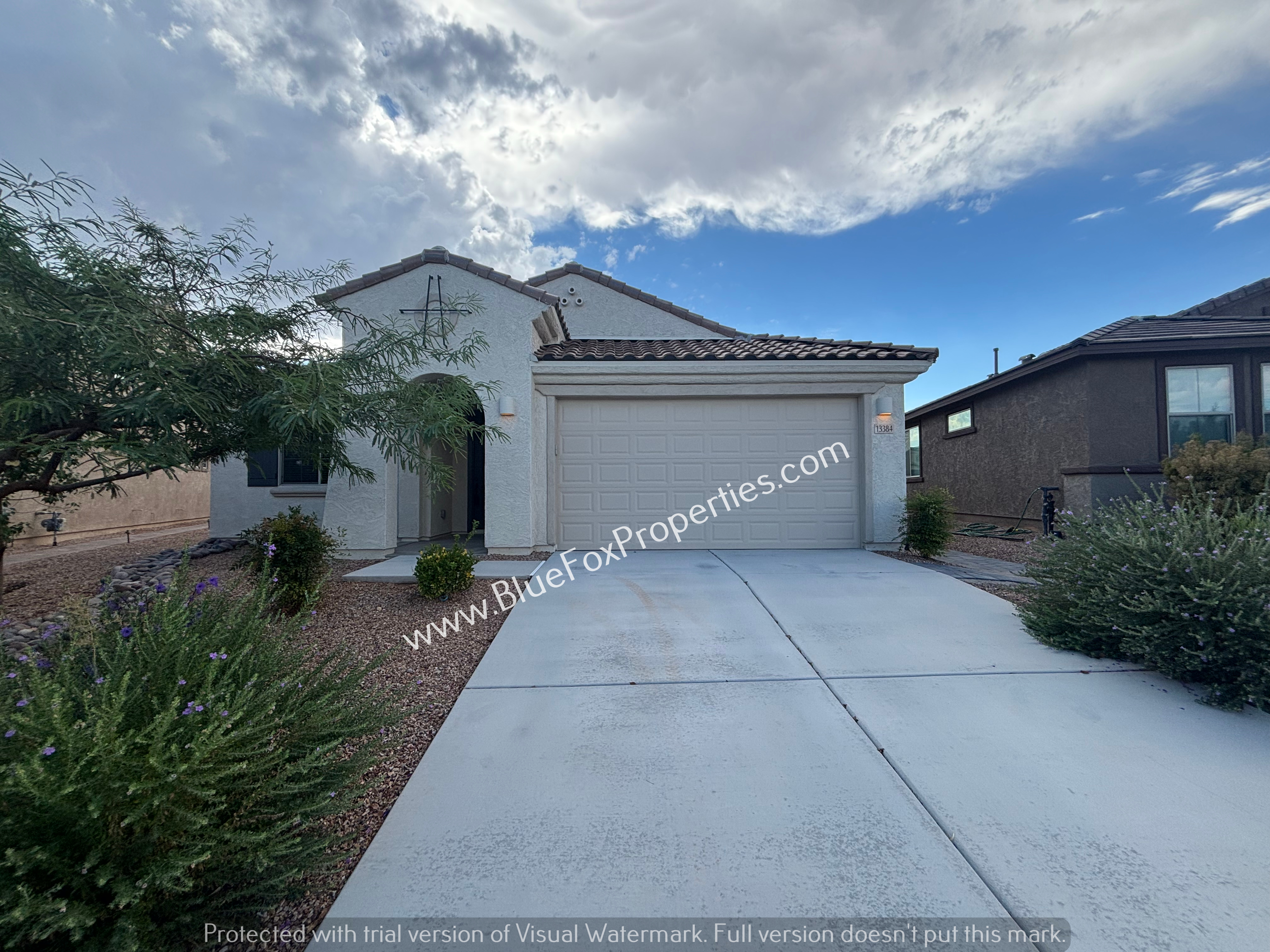 Tucson House: 13384 E Knipe Place