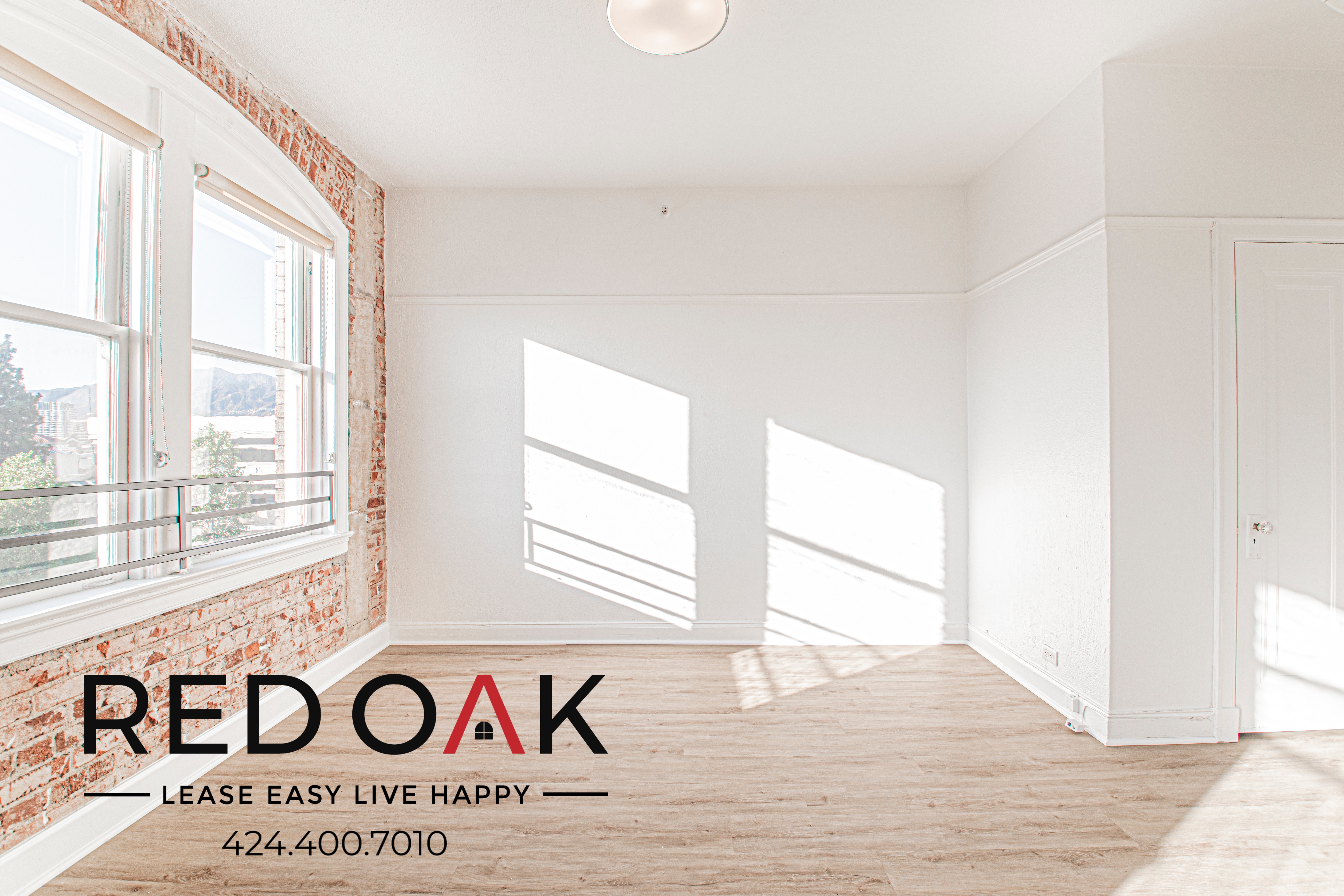 Glendale Condo: 102 N Glendale Ave