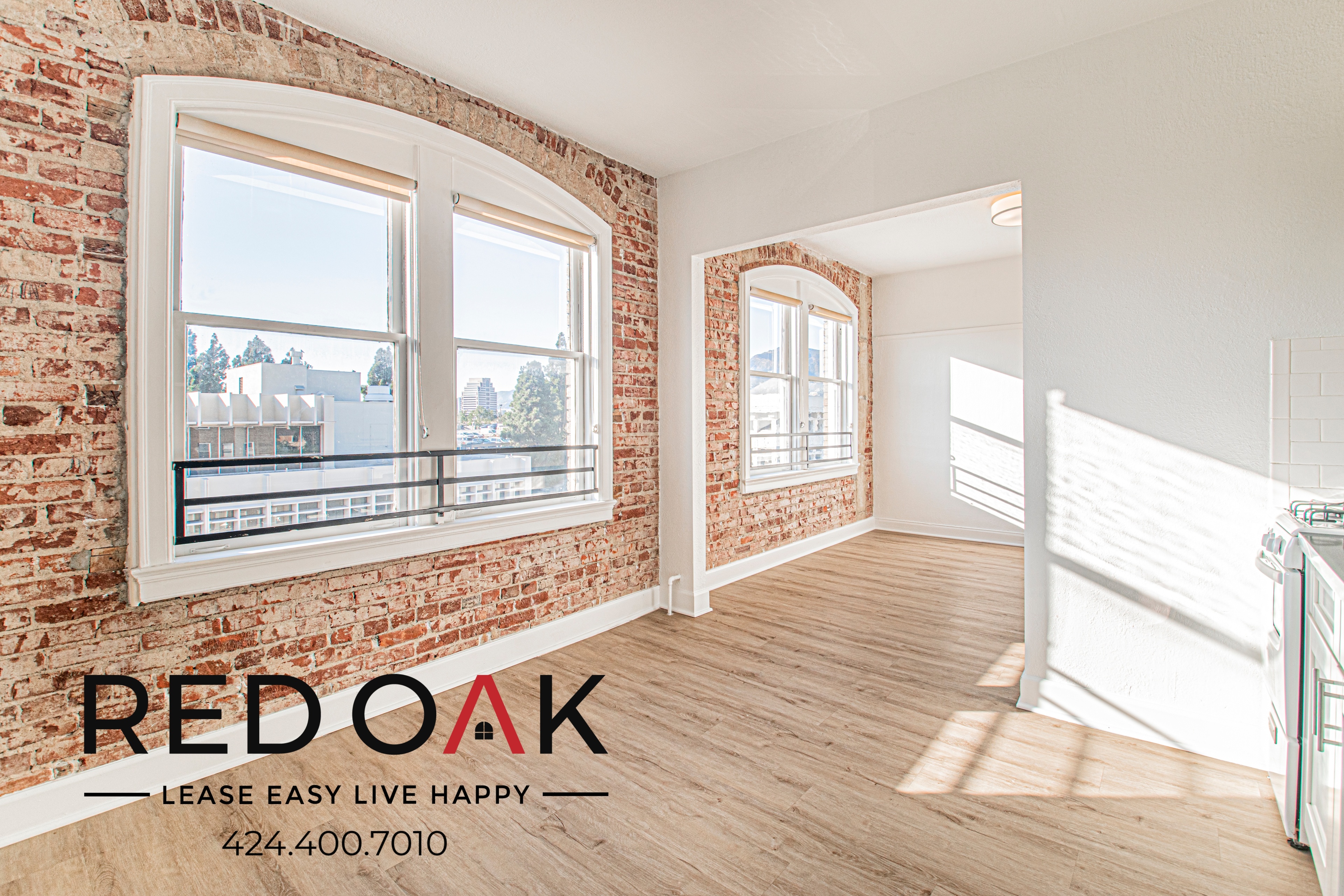 Glendale Condo: 102 N Glendale Ave