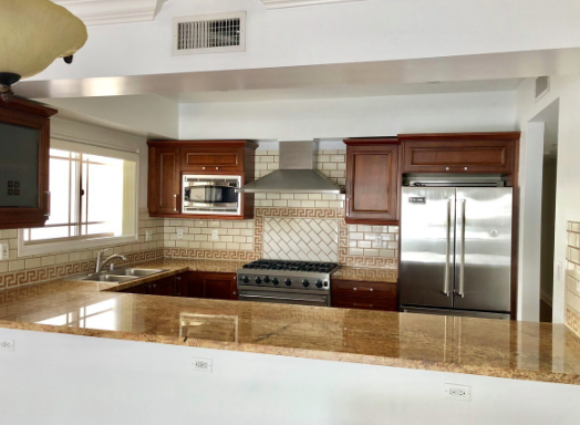 Los Angeles Condo: 11848 Kiowa Ave