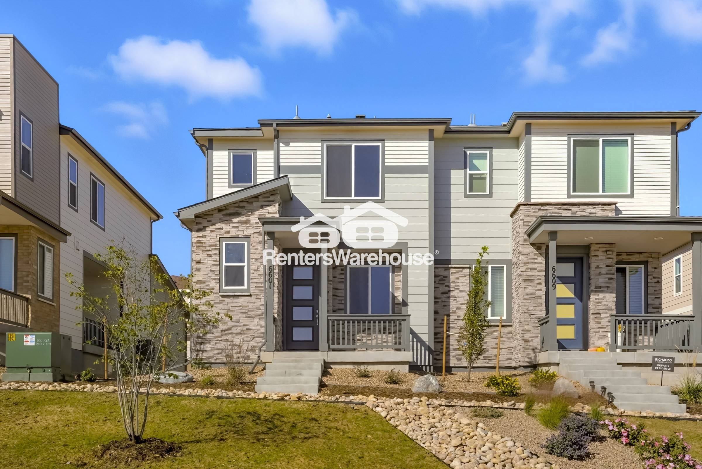 Aurora Townhome: 6601 N Netherland St