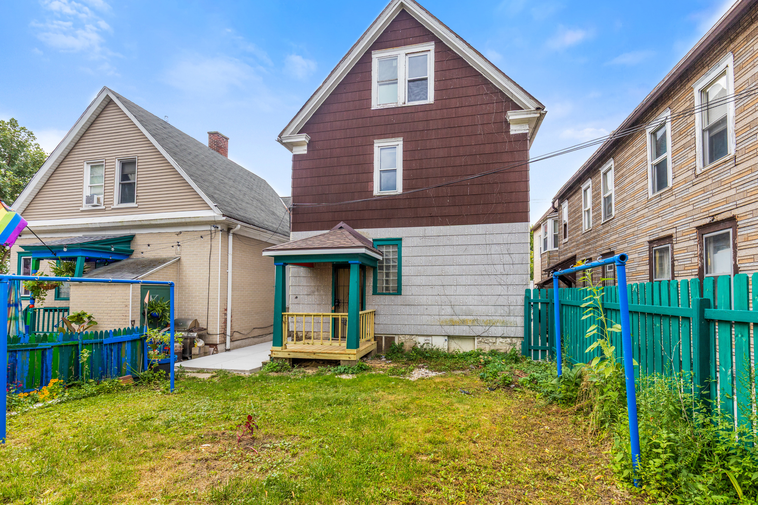 Milwaukee Condo: 928 E Locust St