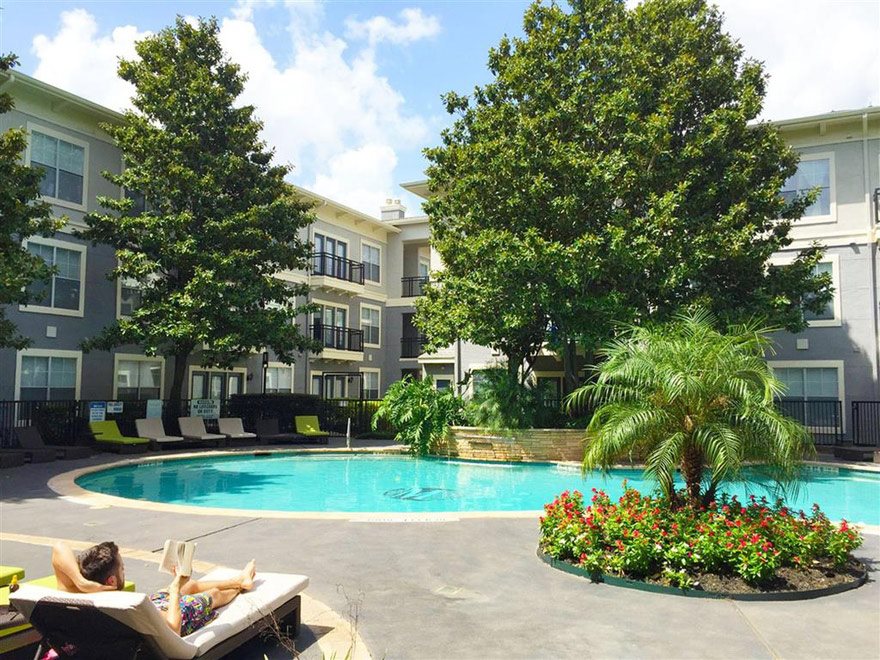 Houston Condo: 2353 Bagby St