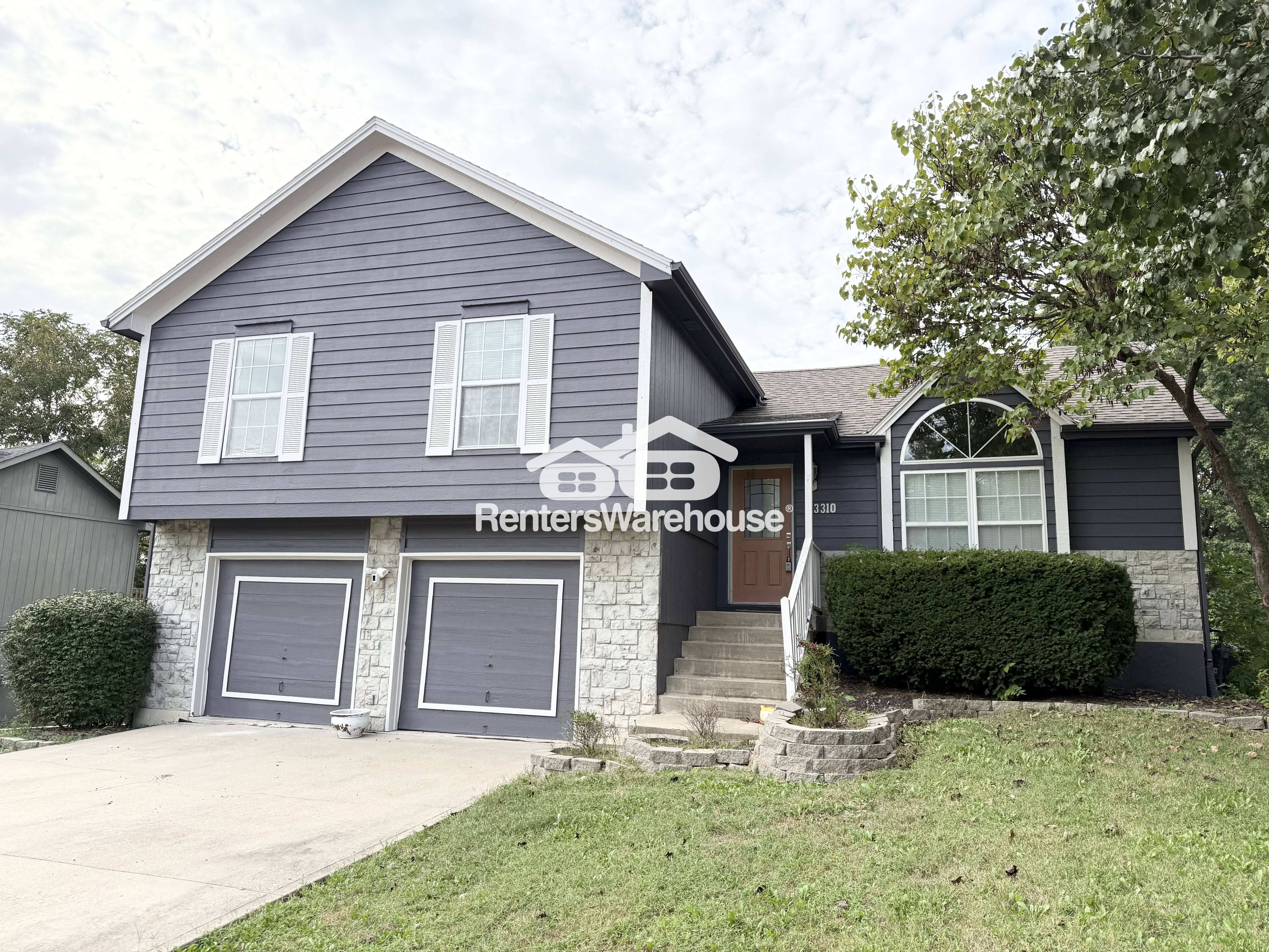 Grandview House: 13310 Crystal Ave