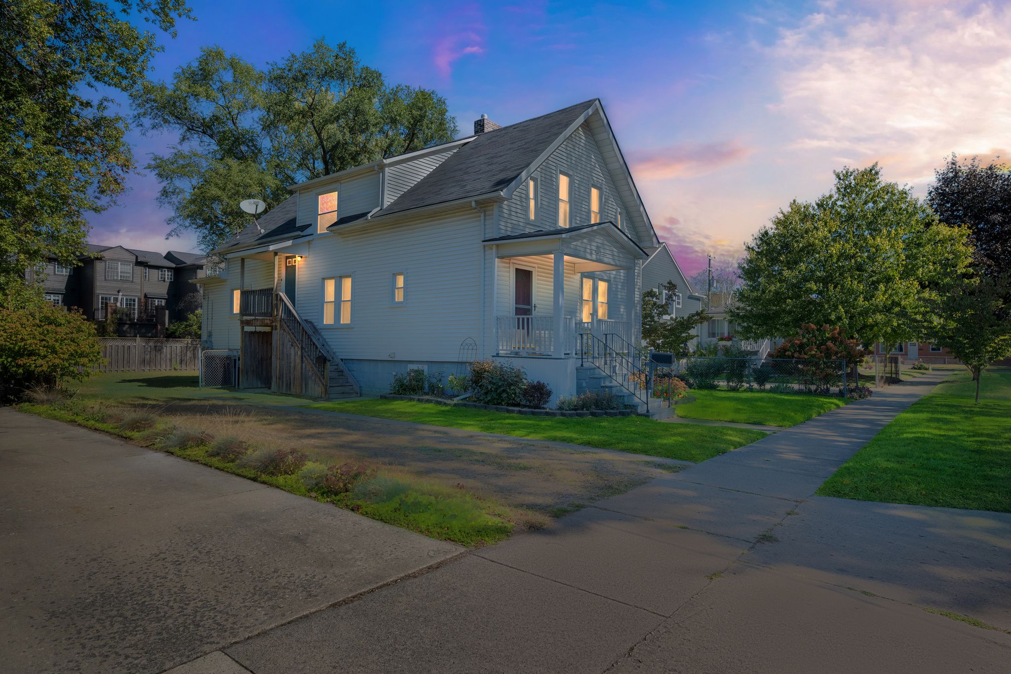 Royal Oak Townhome: 814 Louis Ave