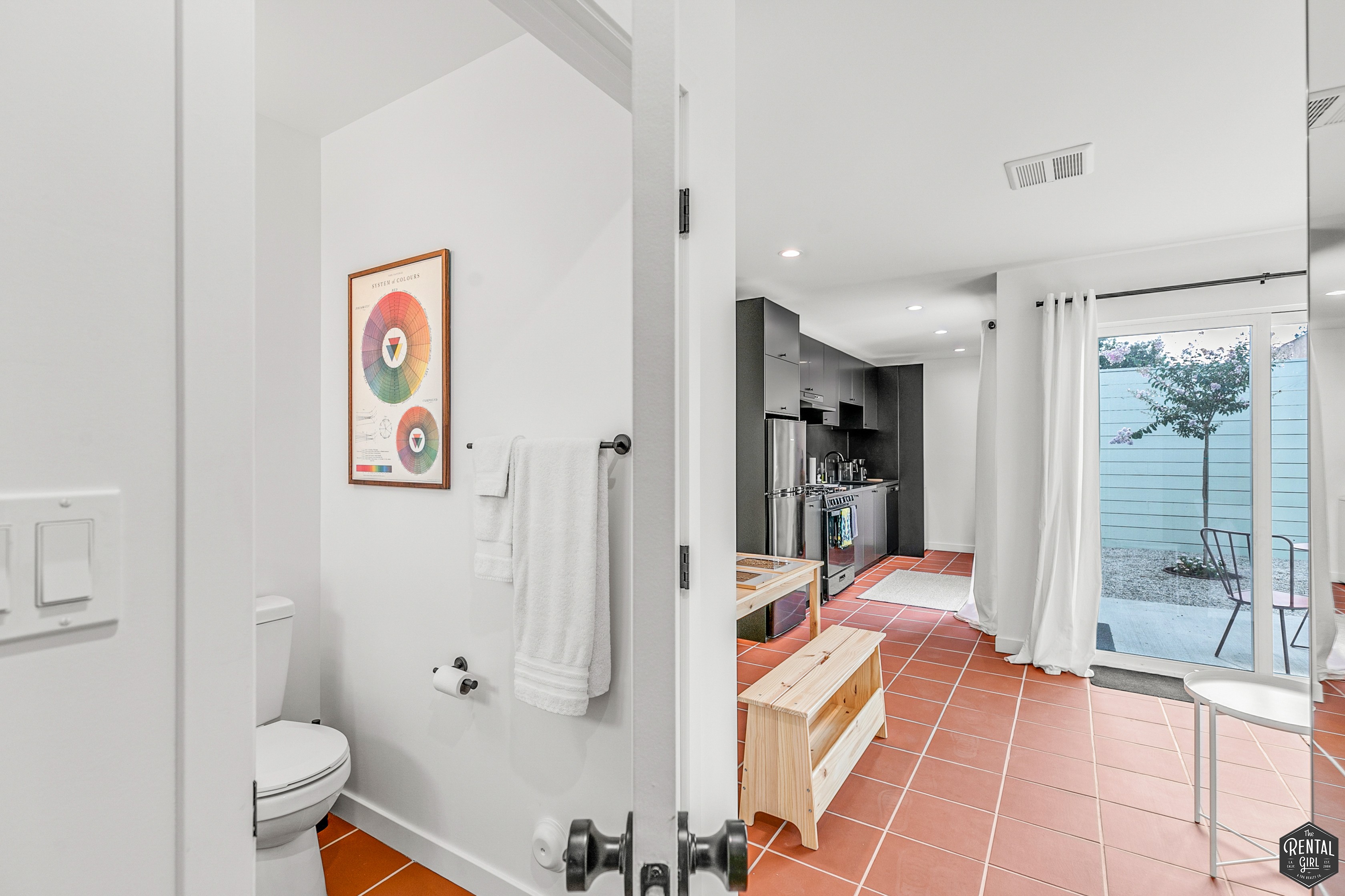 Los Angeles House: 6741 Arlington Ave