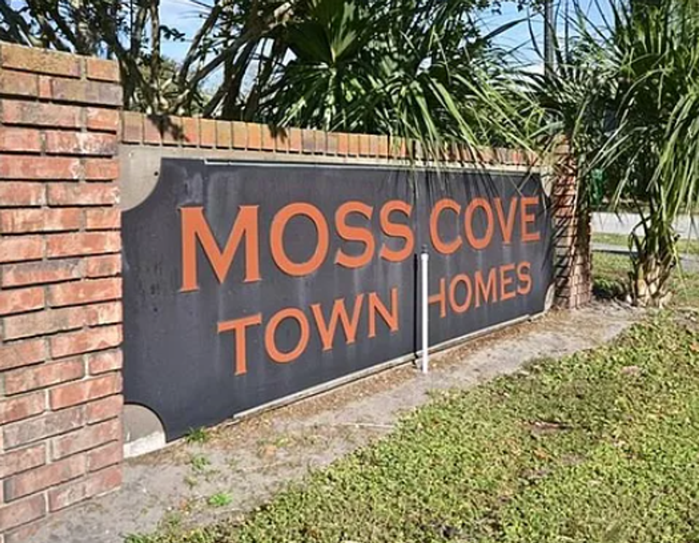 WINTER SPRINGS House: 102 KRISTI ANN CT.