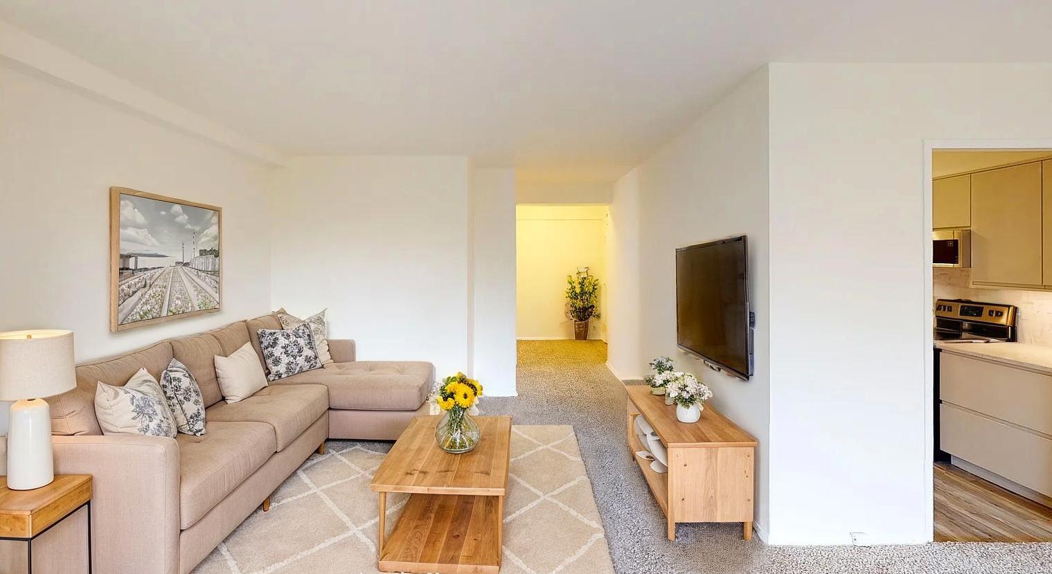 Washington Condo: 3315 Wisconsin Ave NW