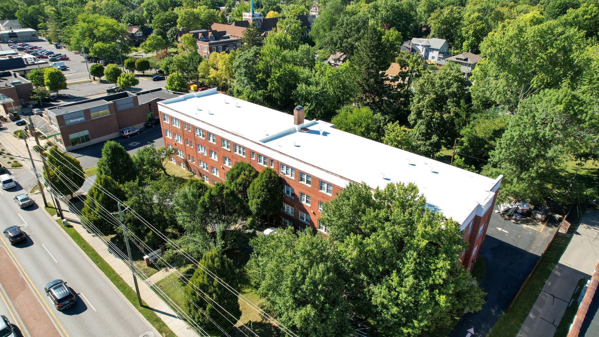 Indianapolis Apartment: 5730 E Washington St