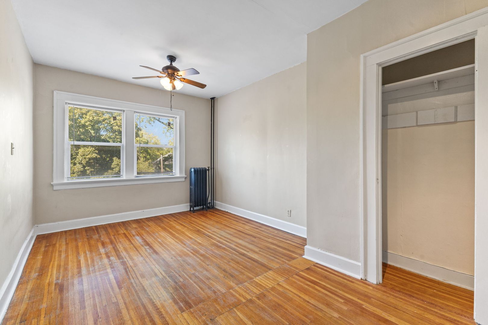 Indianapolis Apartment: 5730 E Washington St