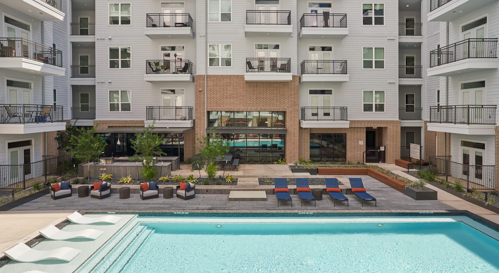 Houston Condo: 2402 W Dallas St