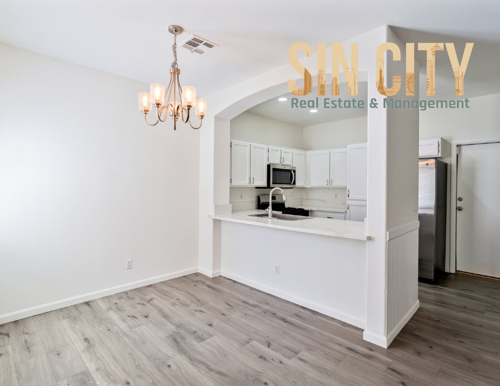 Las Vegas House: 1338 Silver Sierra St