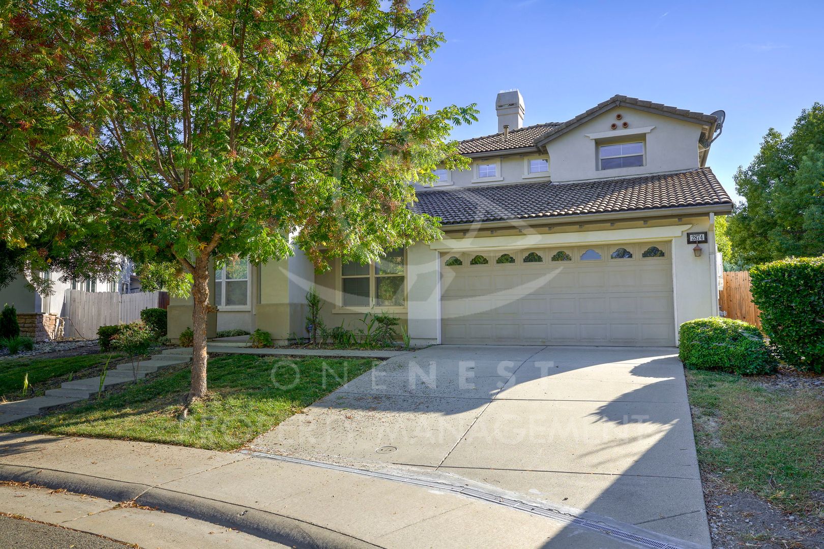 Lincoln House: 2874 Southcreek Drive