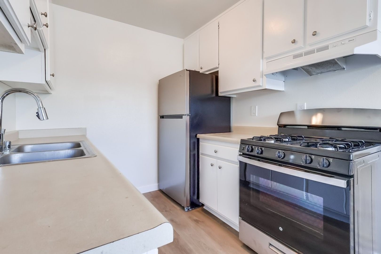 Inglewood Condo: 3638 W 113th St