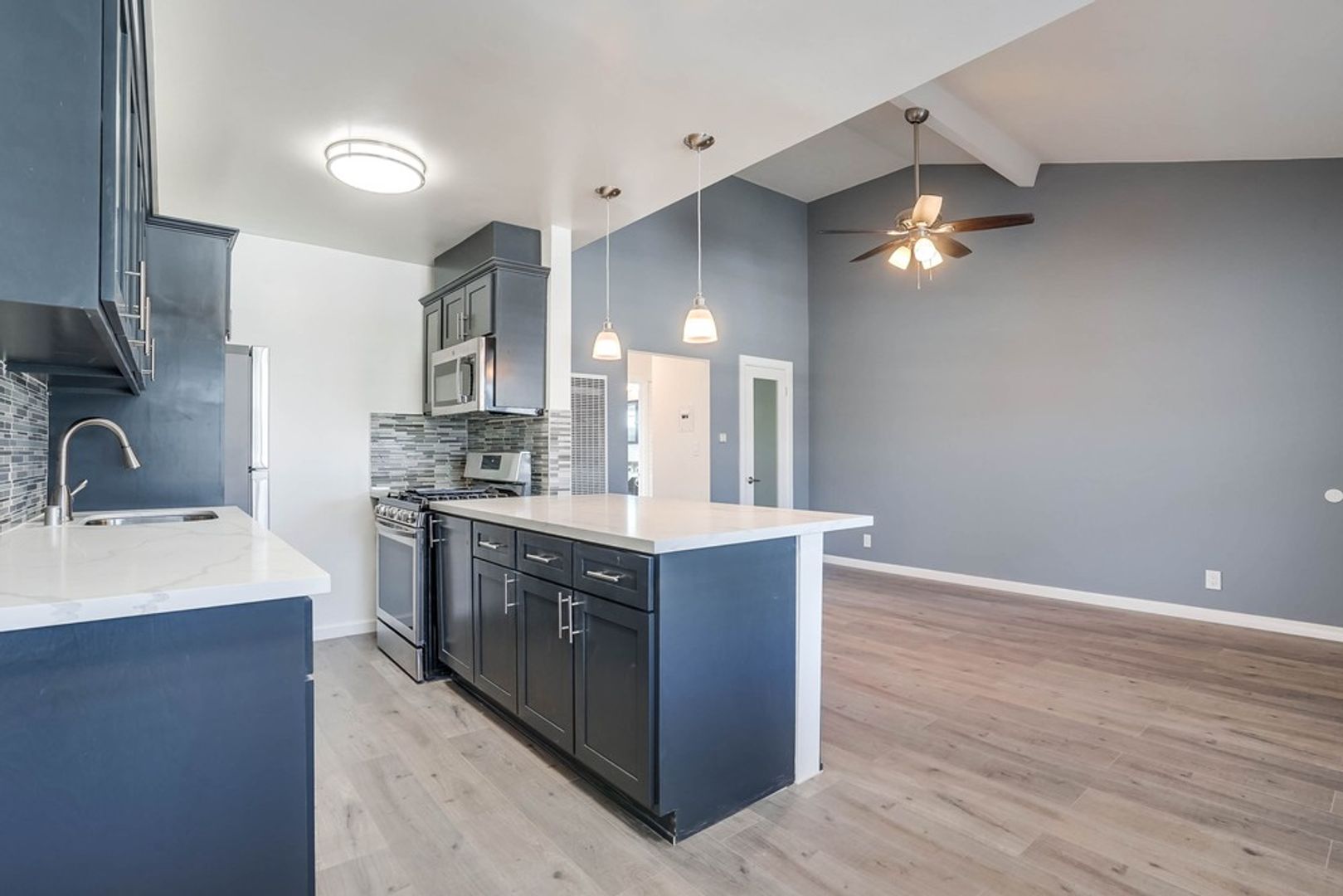 Los Angeles Condo: 6633 Crenshaw Blvd