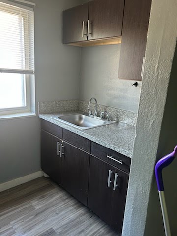 Cincinnati Apartment: 1932 Kentucky Ave