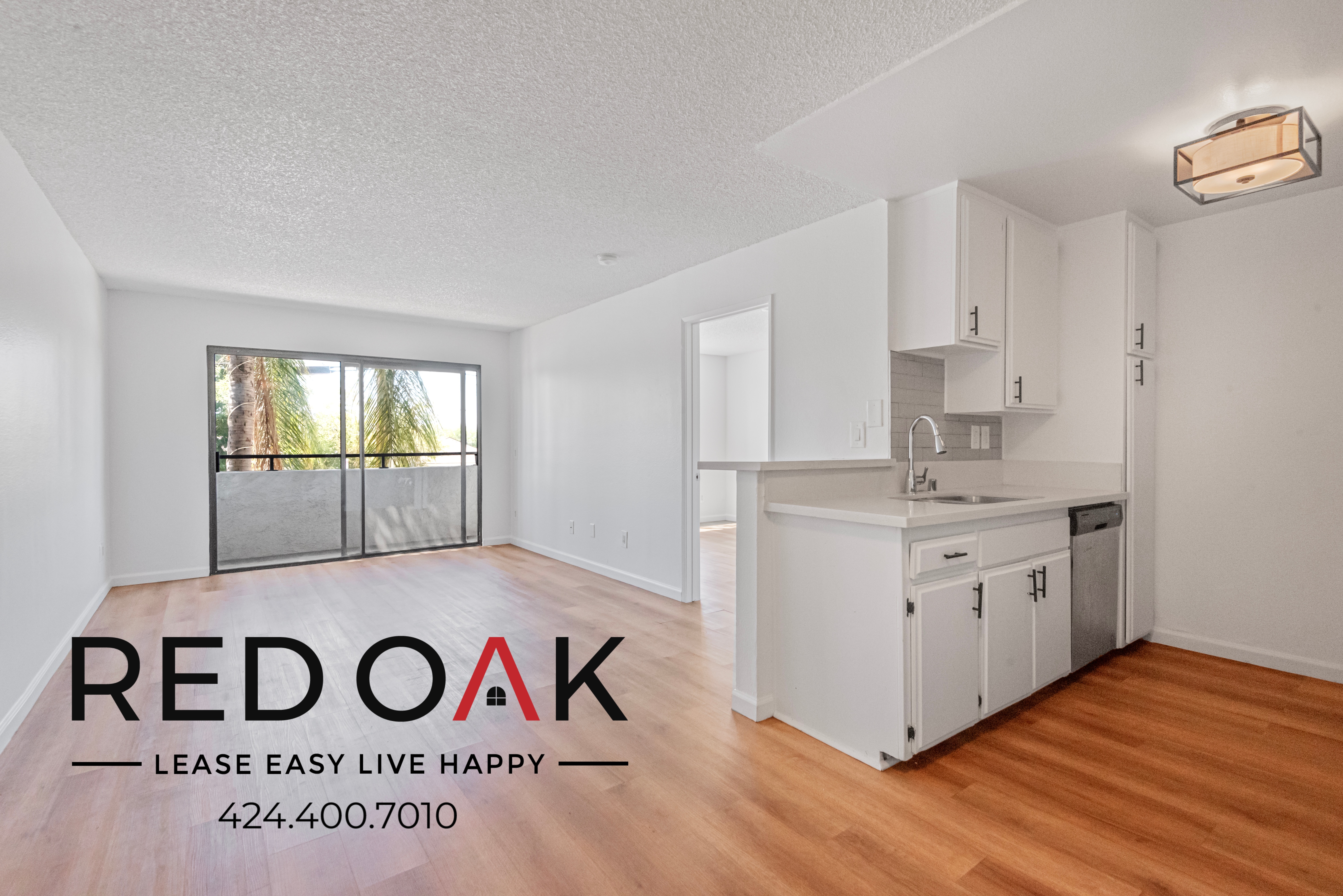 North Hollywood Condo: 11817 Victory Blvd