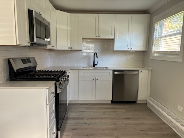 Lake Bluff Condo: 503 Basil Rd