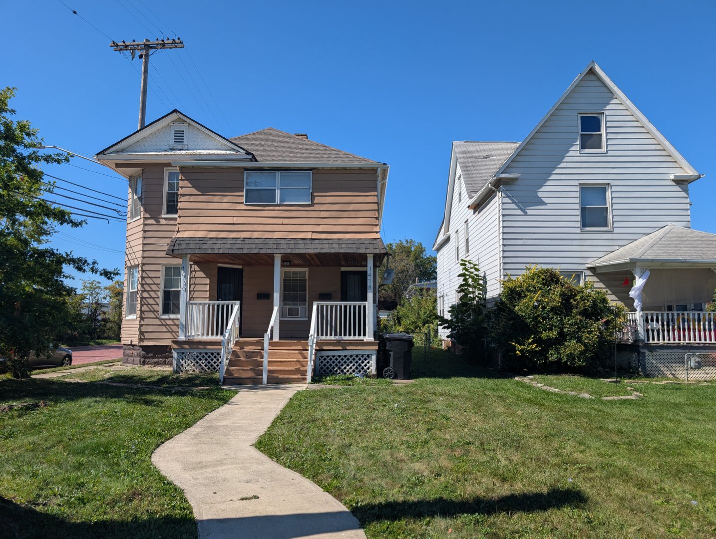 Cleveland Condo: 1476 W 107th St