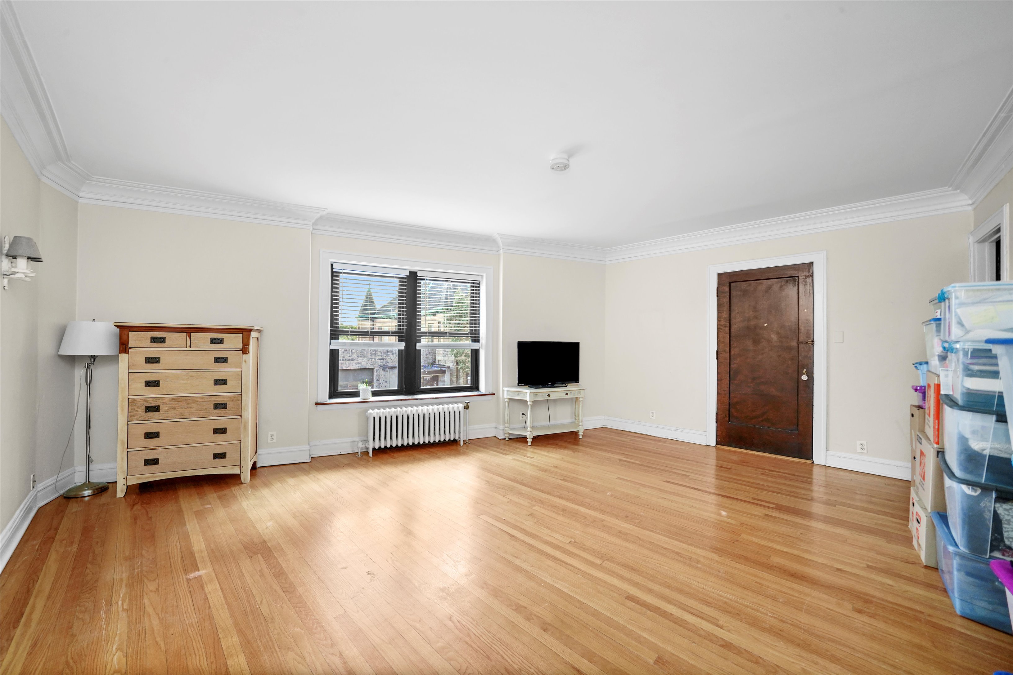 Riverside Condo: 30 Lawton Rd