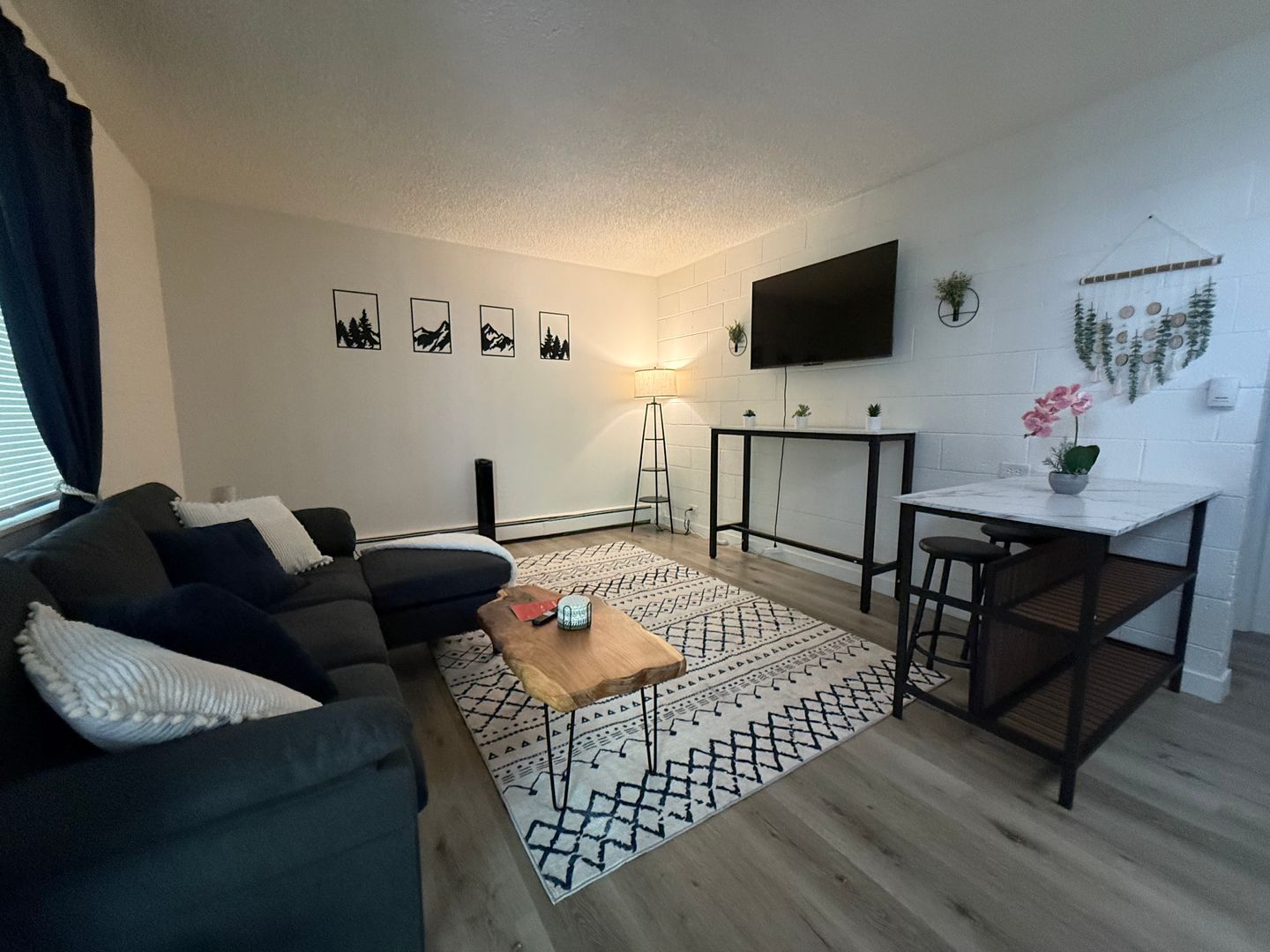 Colorado Springs Apartment: 1801 S Cascade Ave