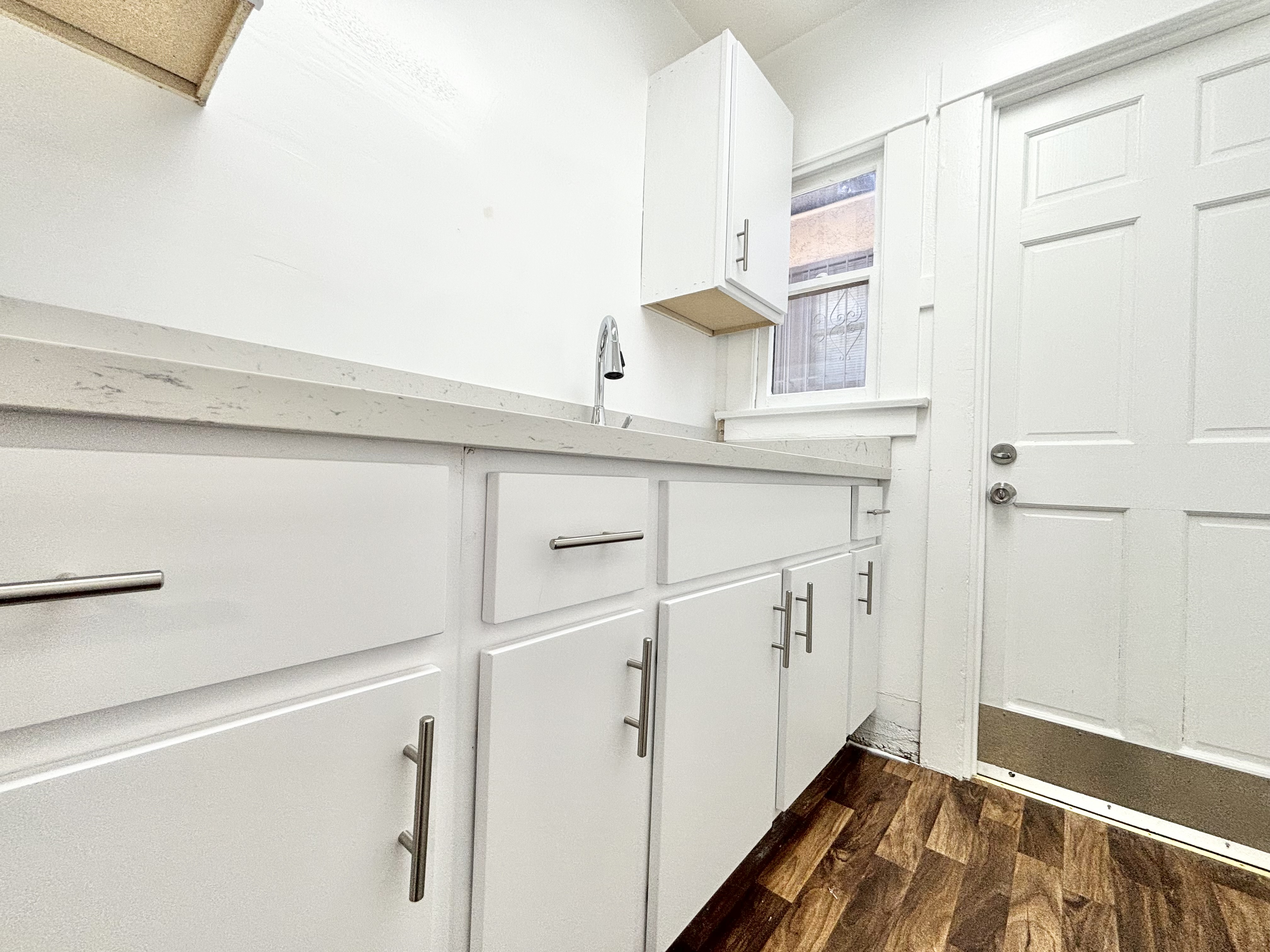 Long Beach Condo: 531 N Crystal Ct