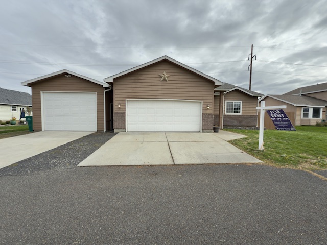 Spokane Valley House: 15418 E 24th Ave