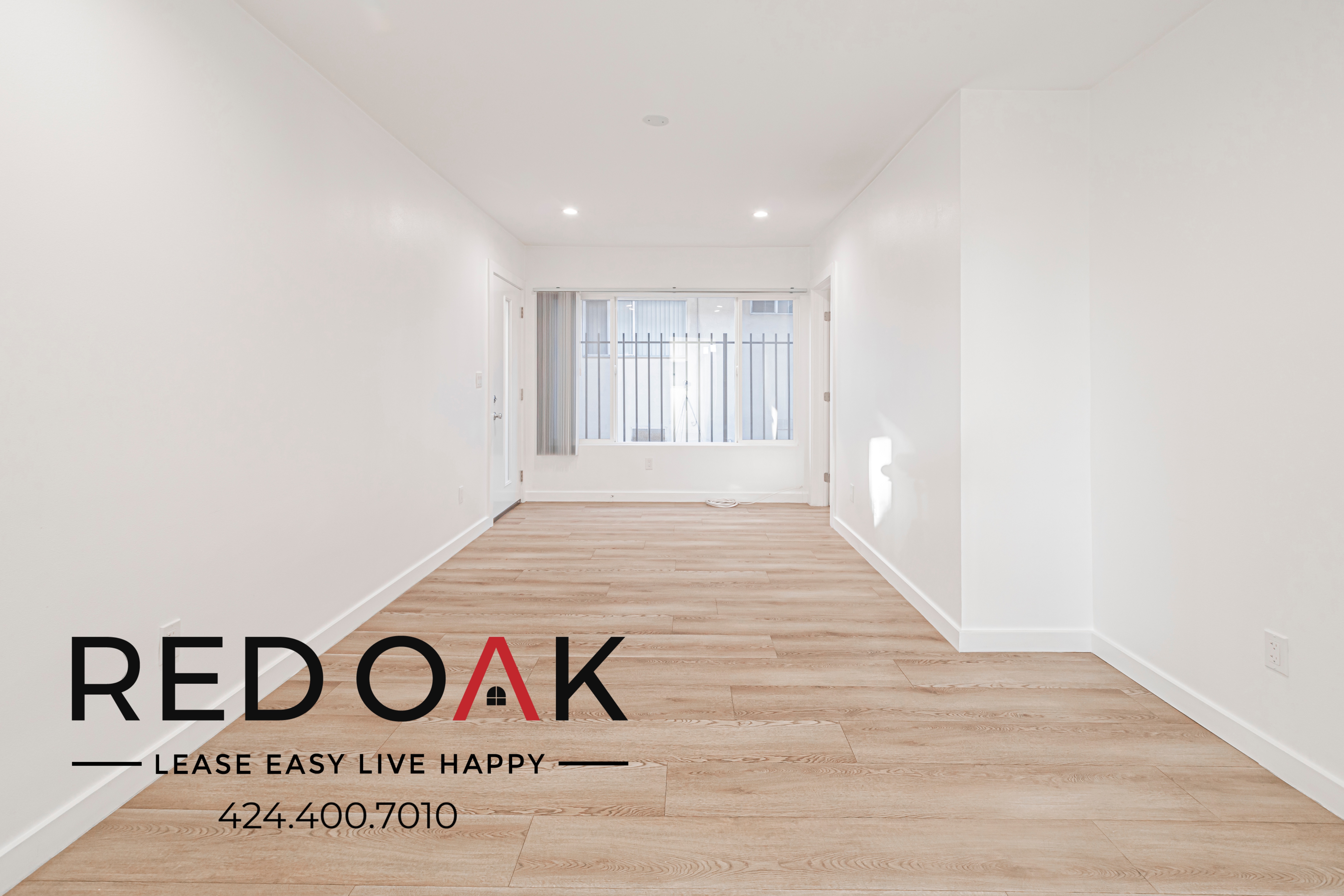 Inglewood Condo: 228 Stepney St.