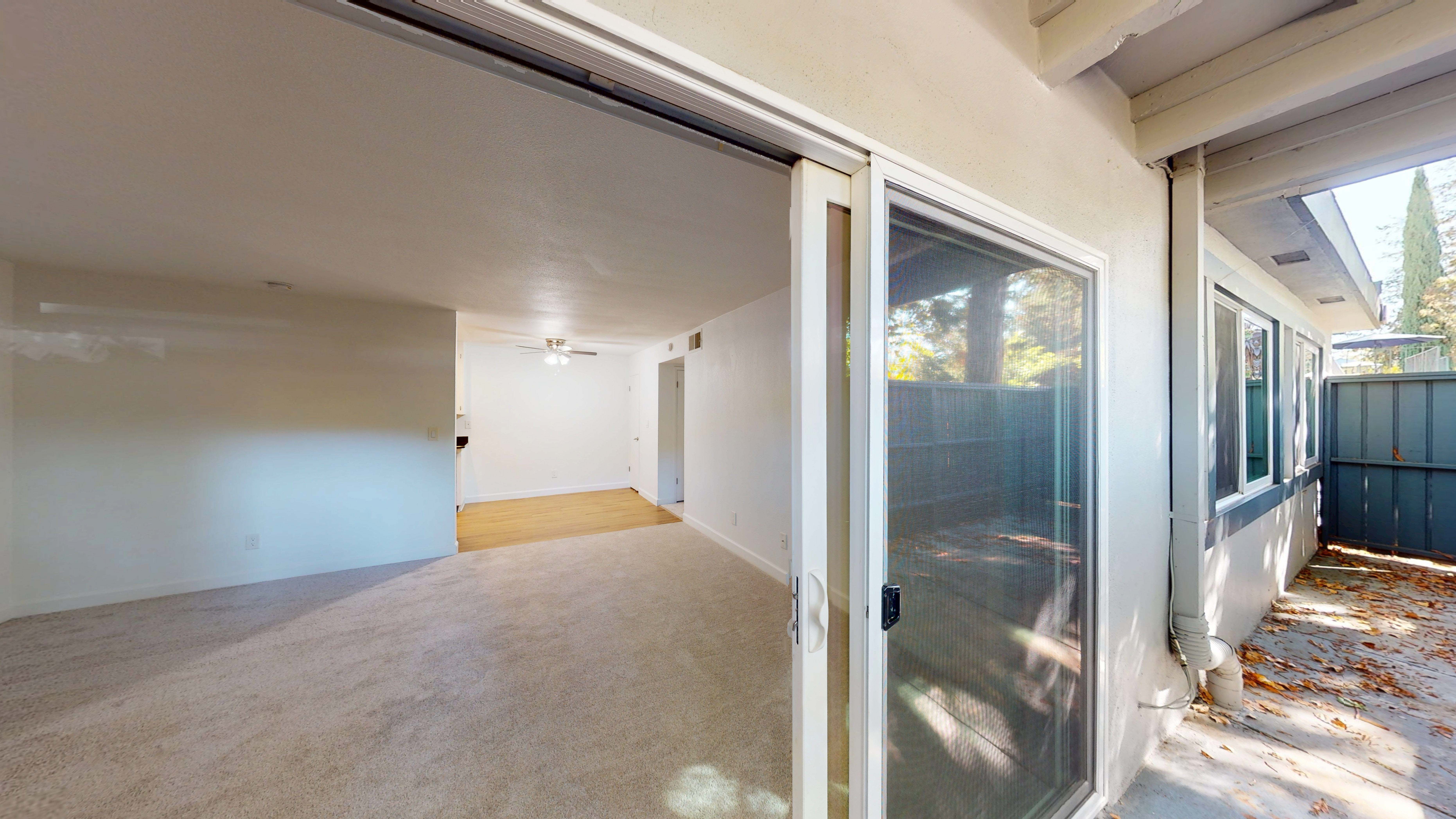 Novato Condo: 450 Alameda del Prado