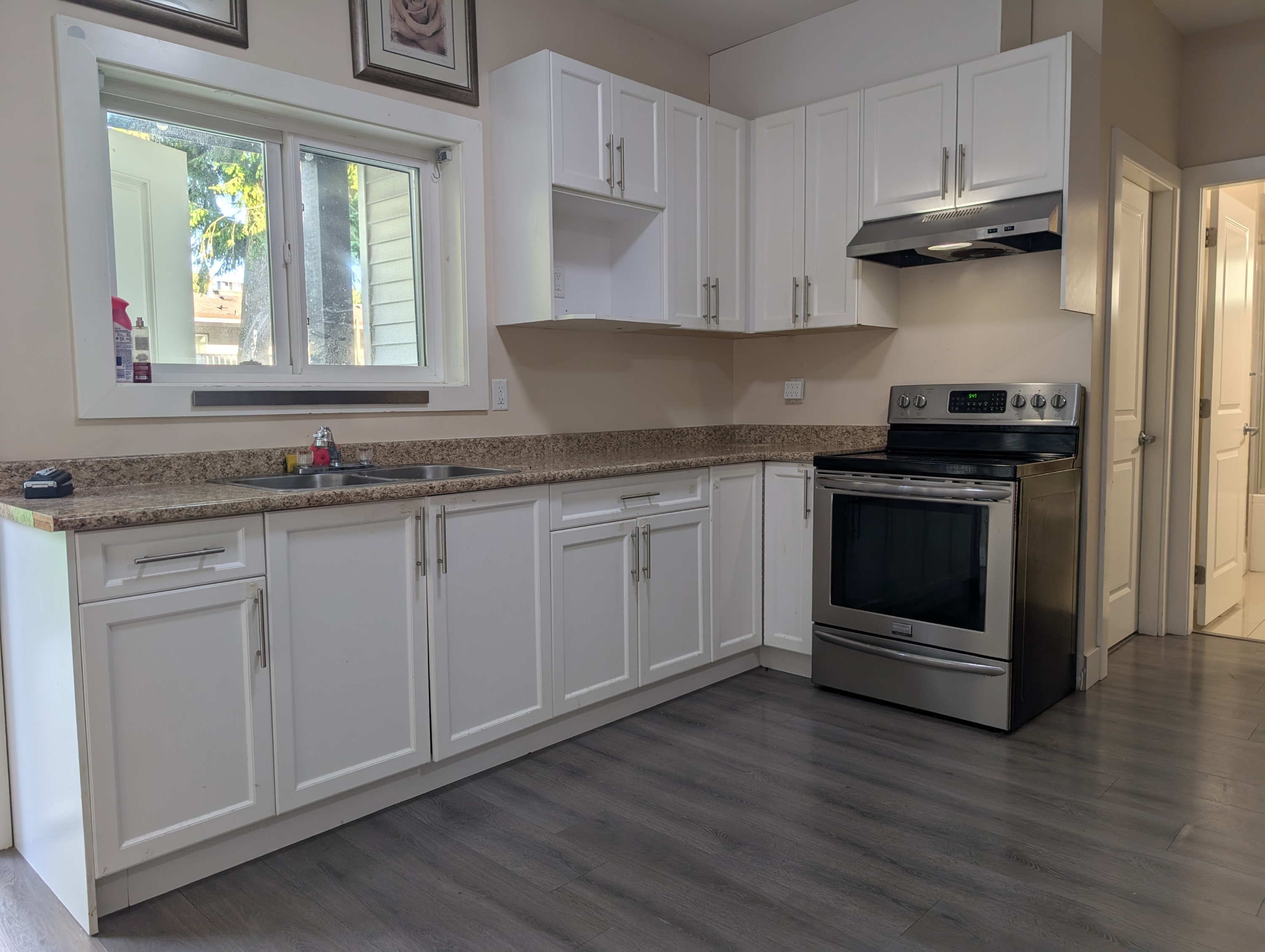 Mission House: 7546 Wren St