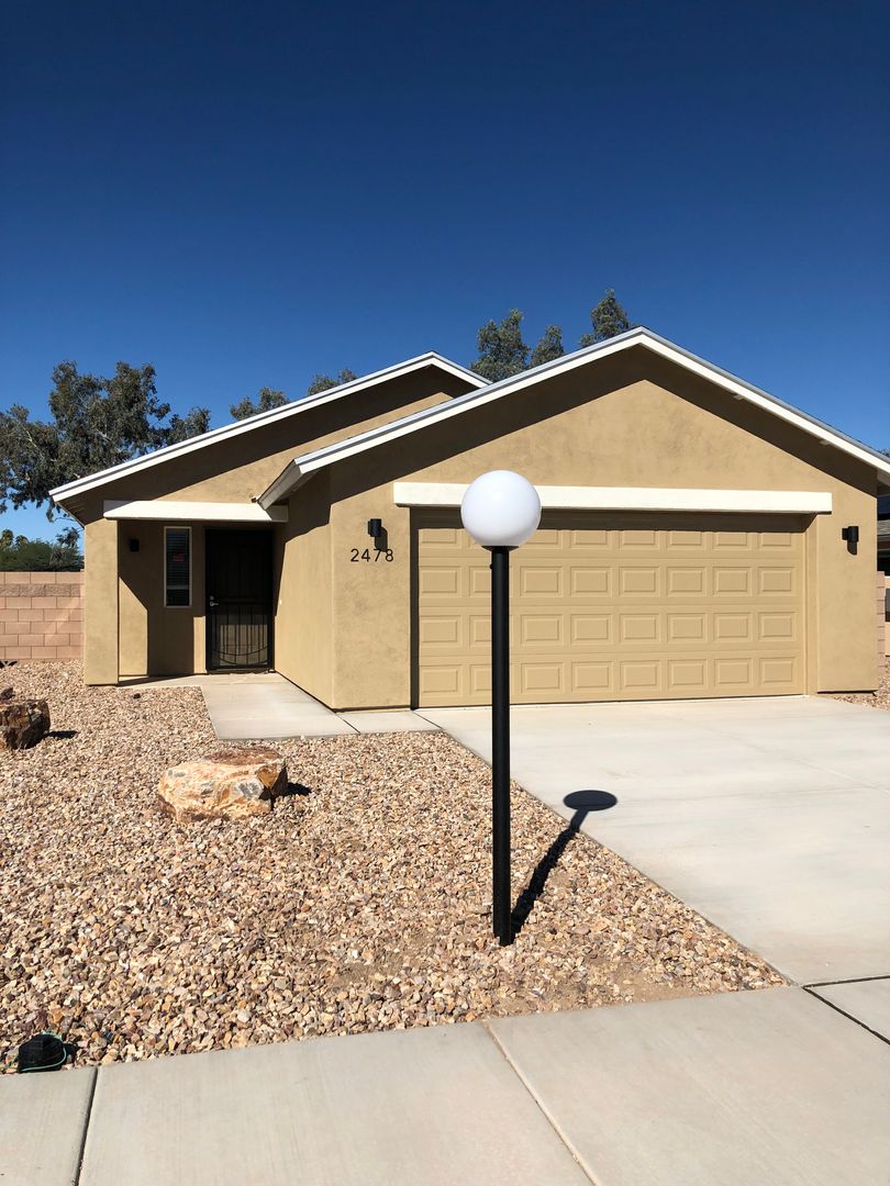 Tucson Condo: 2478 S Clovis Place