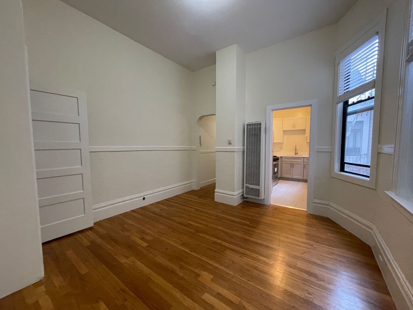 San Francisco Condo: 2015 Sacramento Street