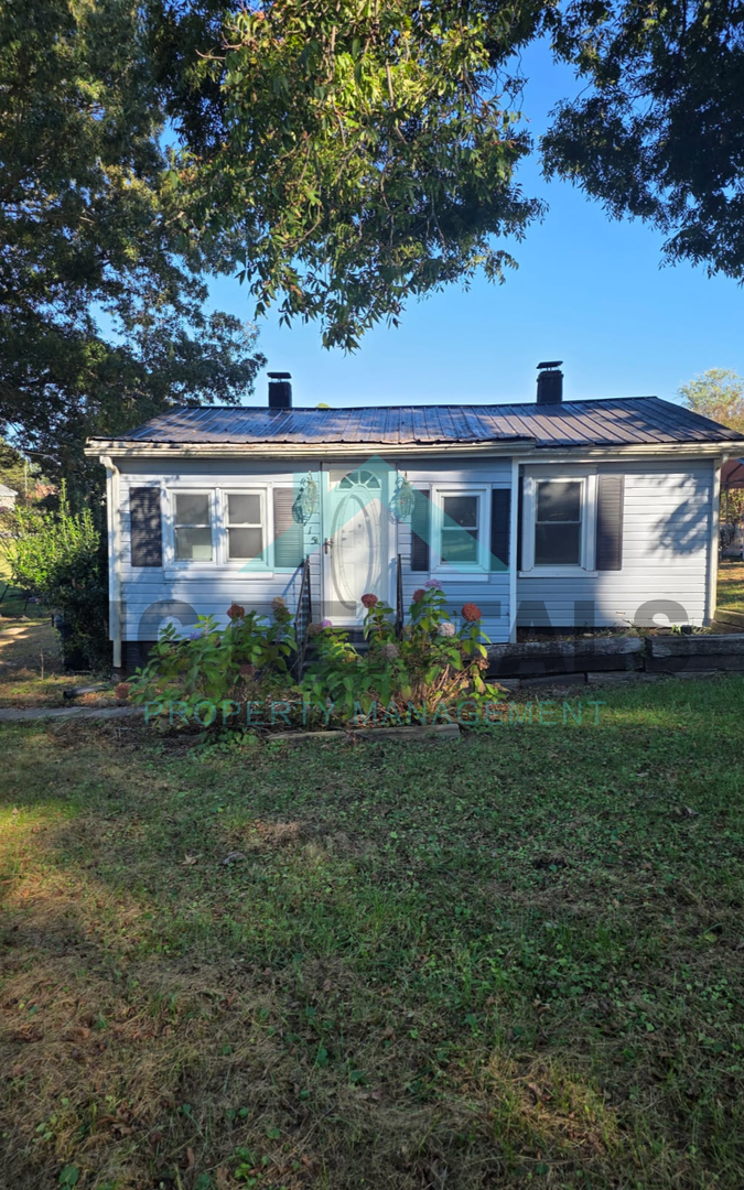 Reidsville House: 715 3rd Ave