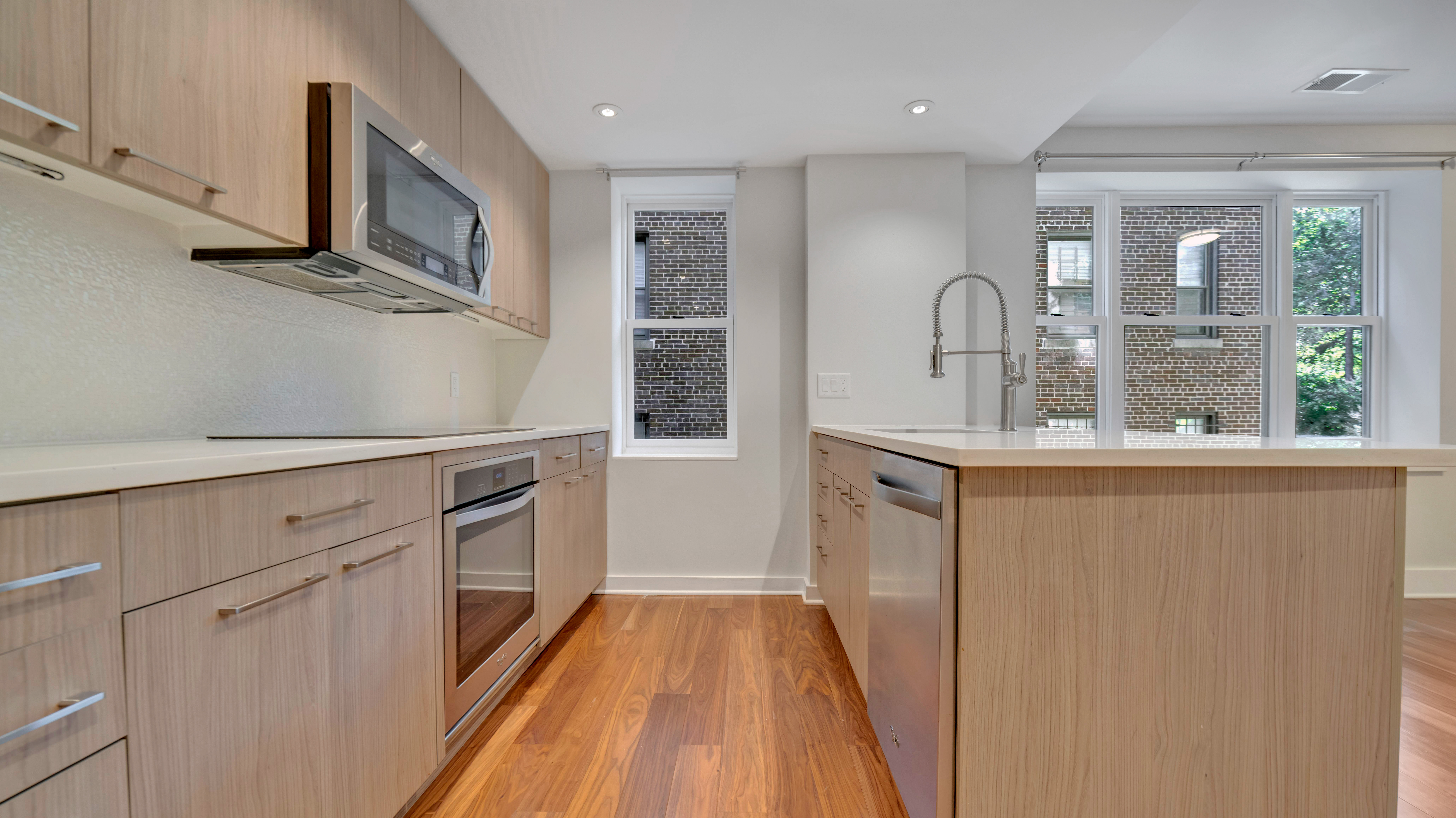 Washington Condo: 2331 15th St NW