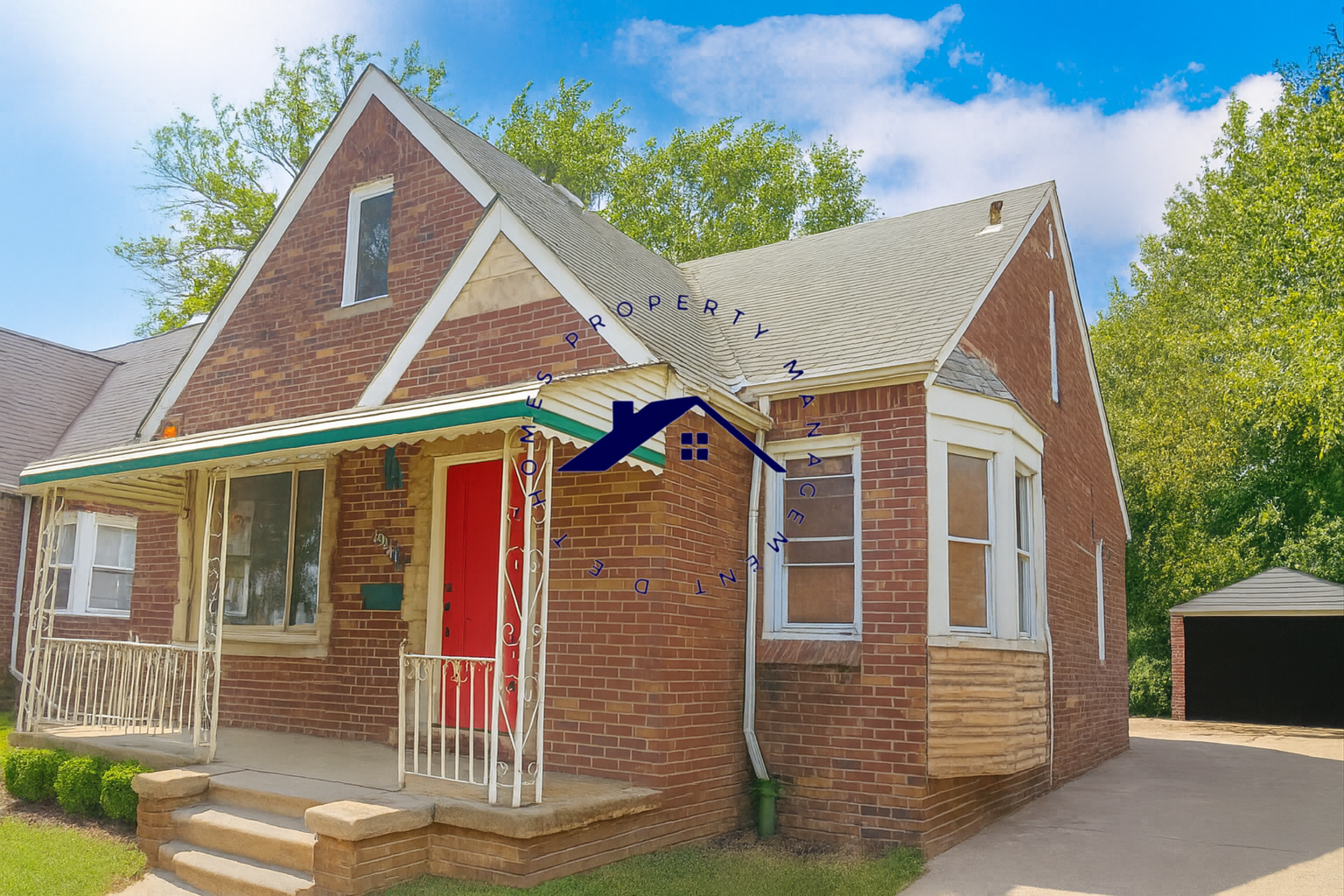 Detroit House: 19141 Saint Marys St