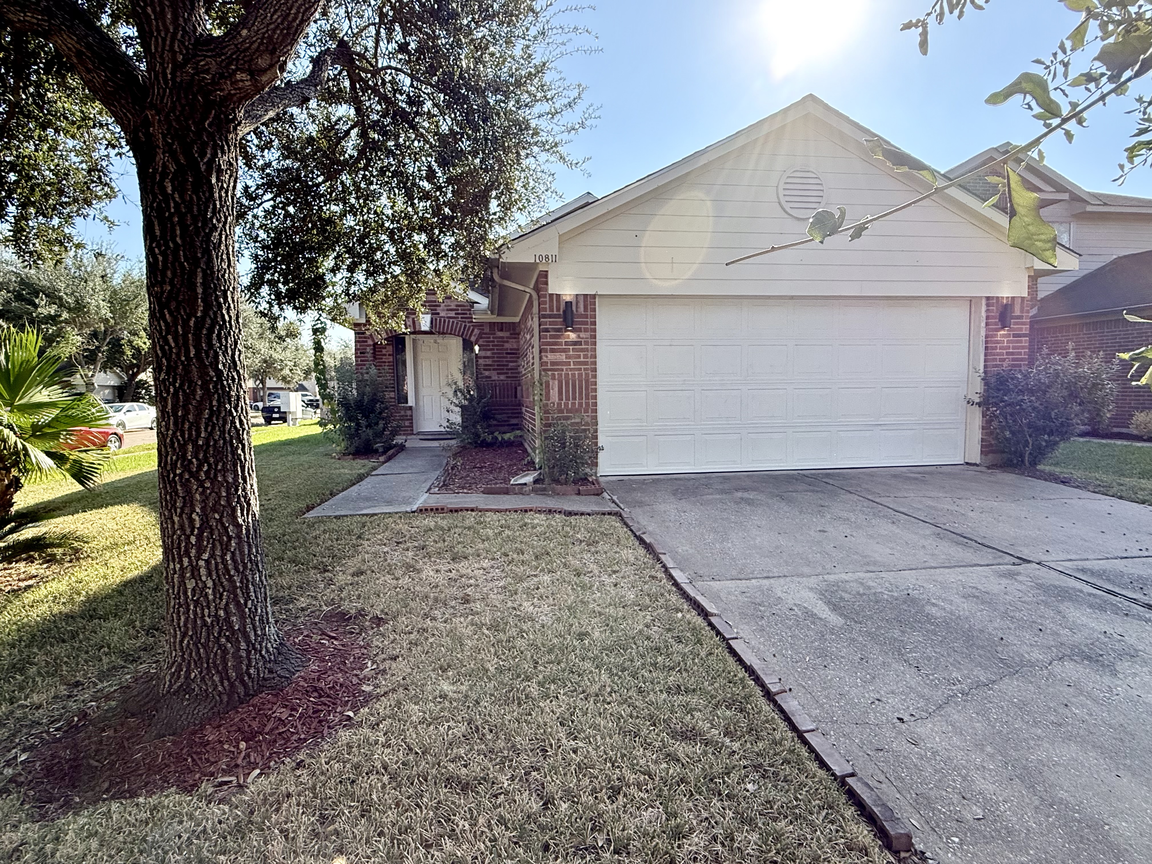 HOUSTON House: 10811 TALLOW BRIAR