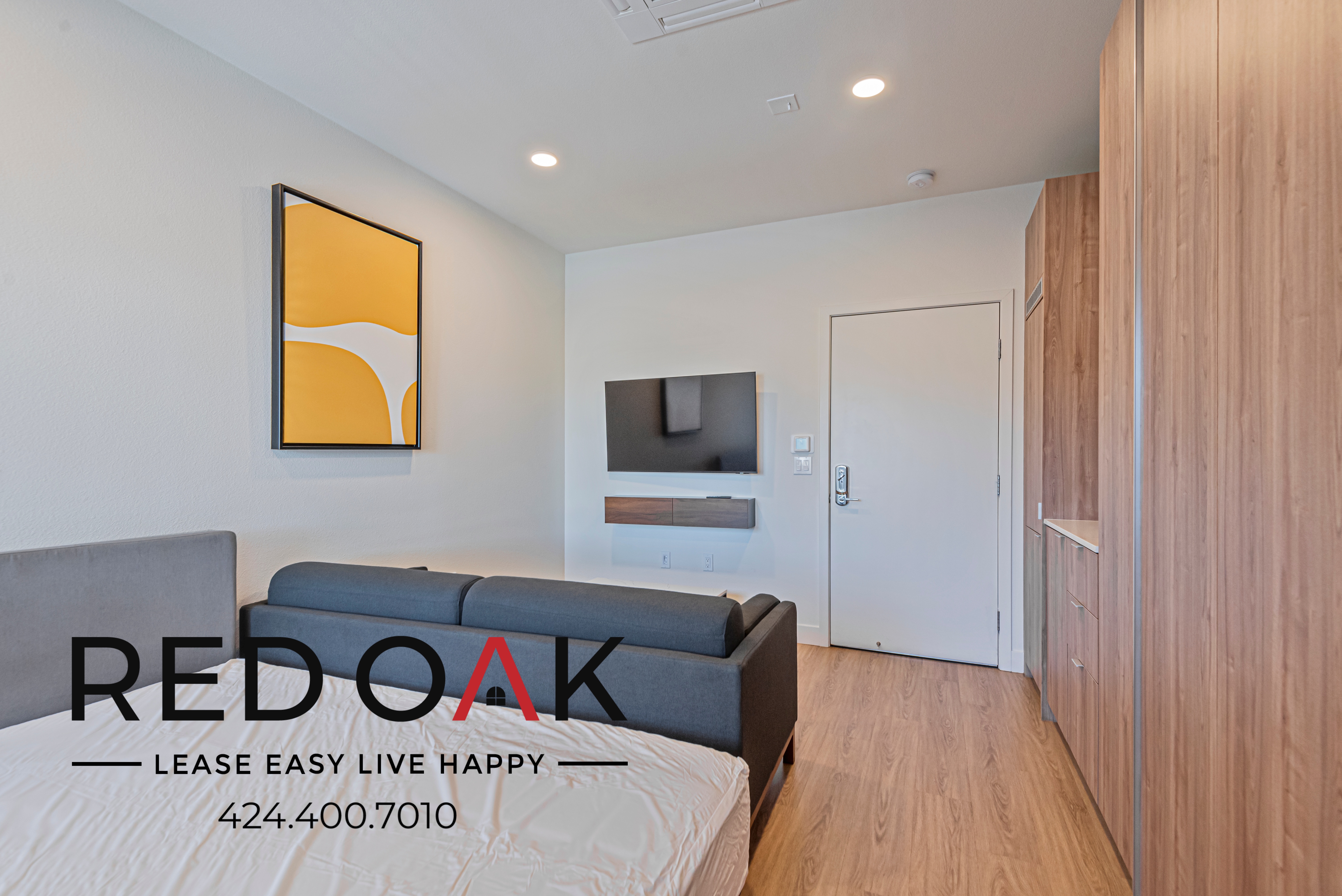 Canoga Park Condo: 7810 Topanga Canyon Blvd