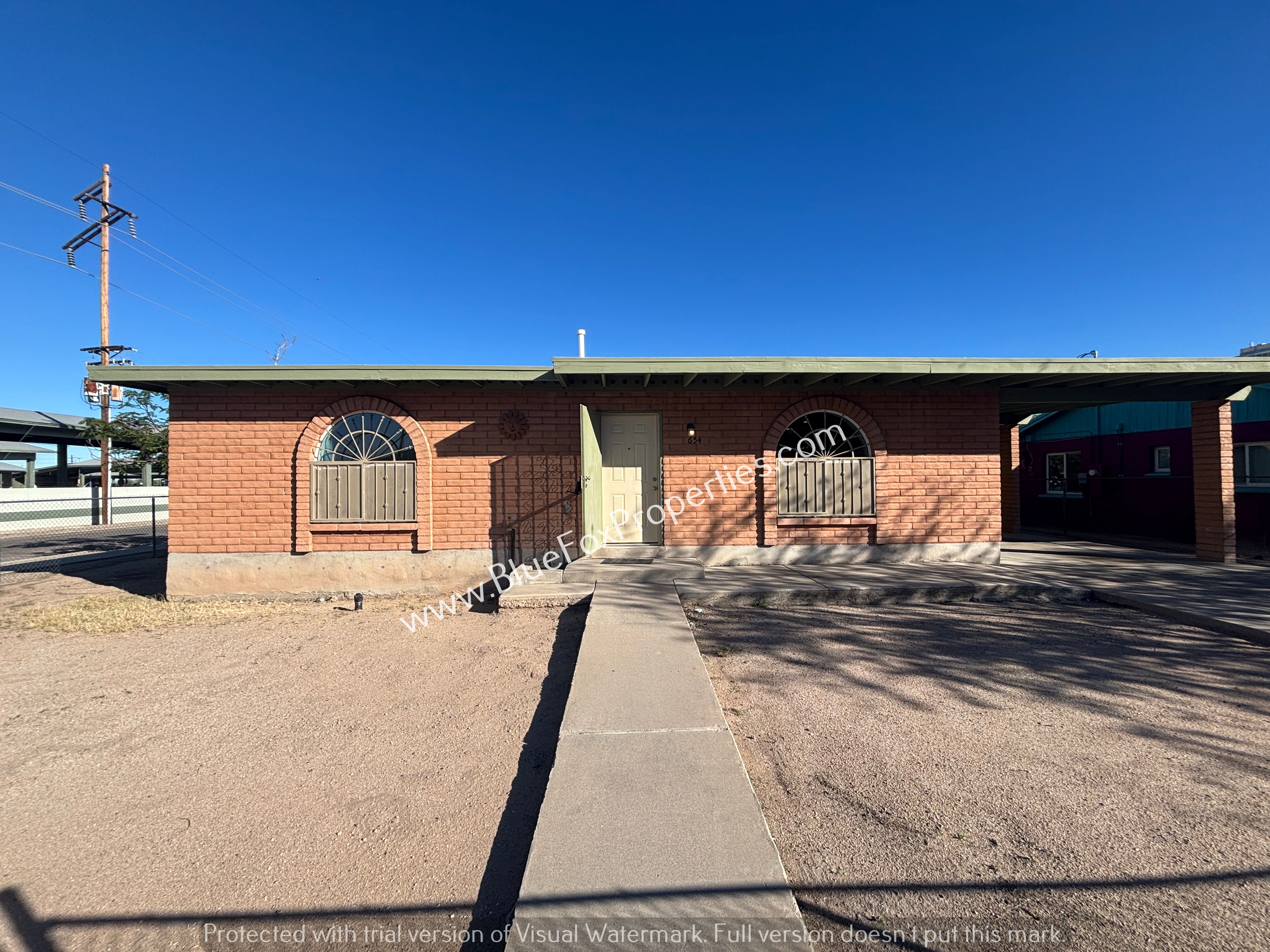 Tucson House: 654 W Mabel St