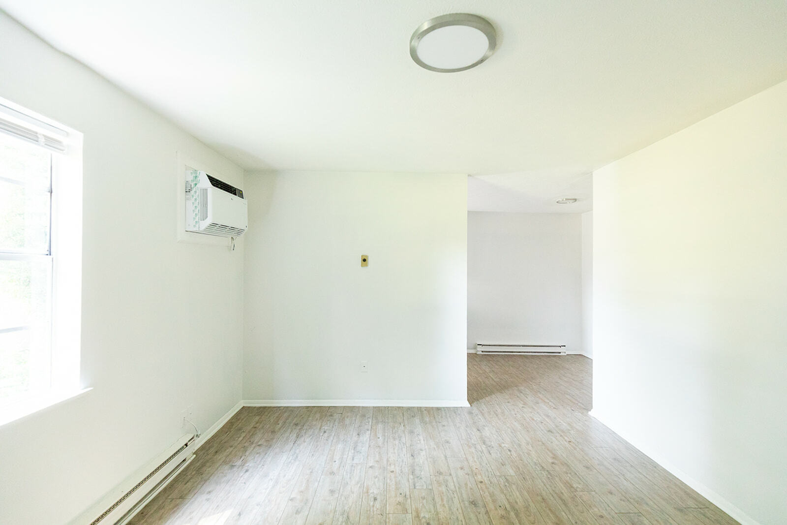 Greenville Condo: 405 Lily St