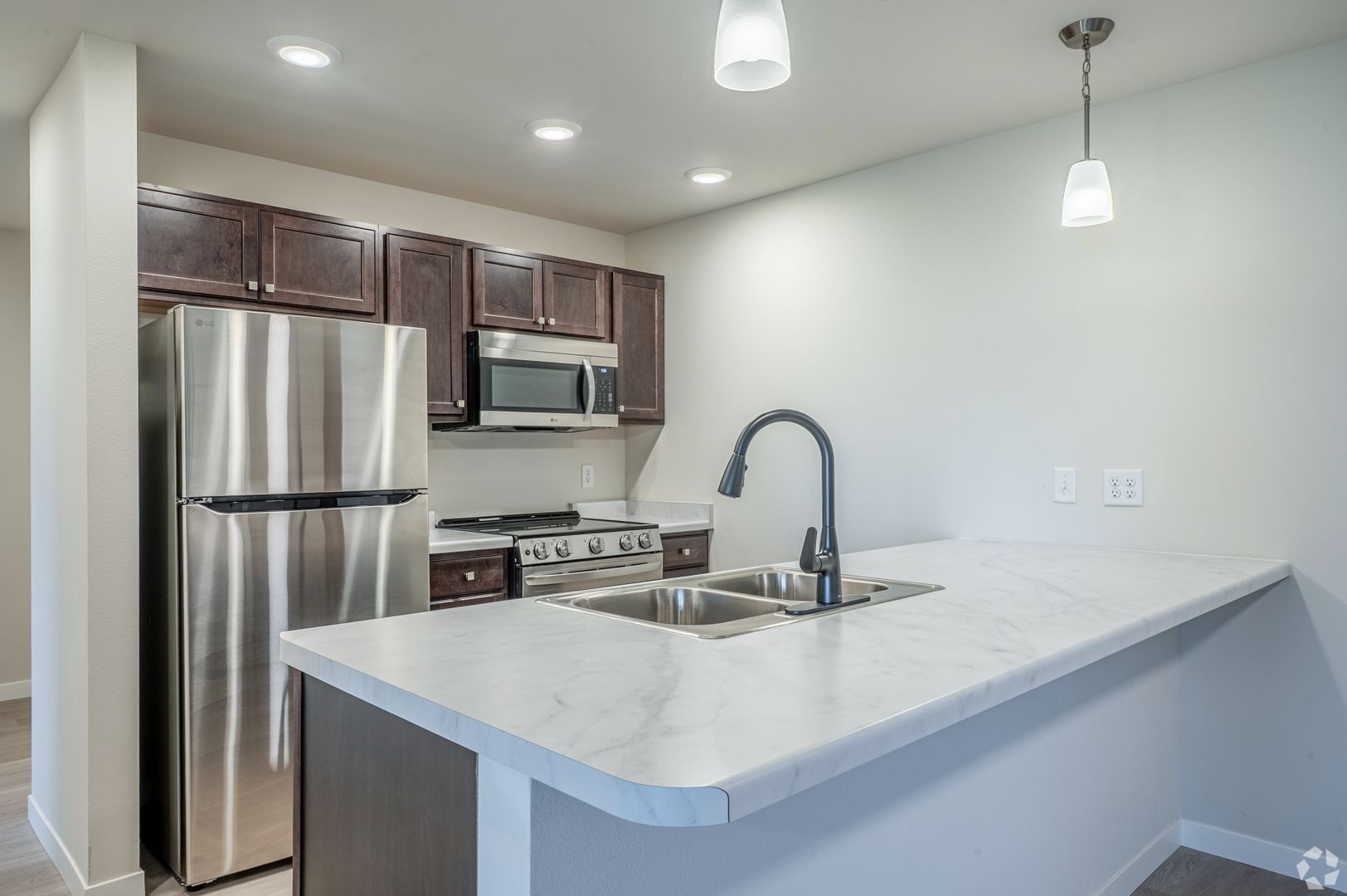 Rio Apartment: 470 Skare Rd