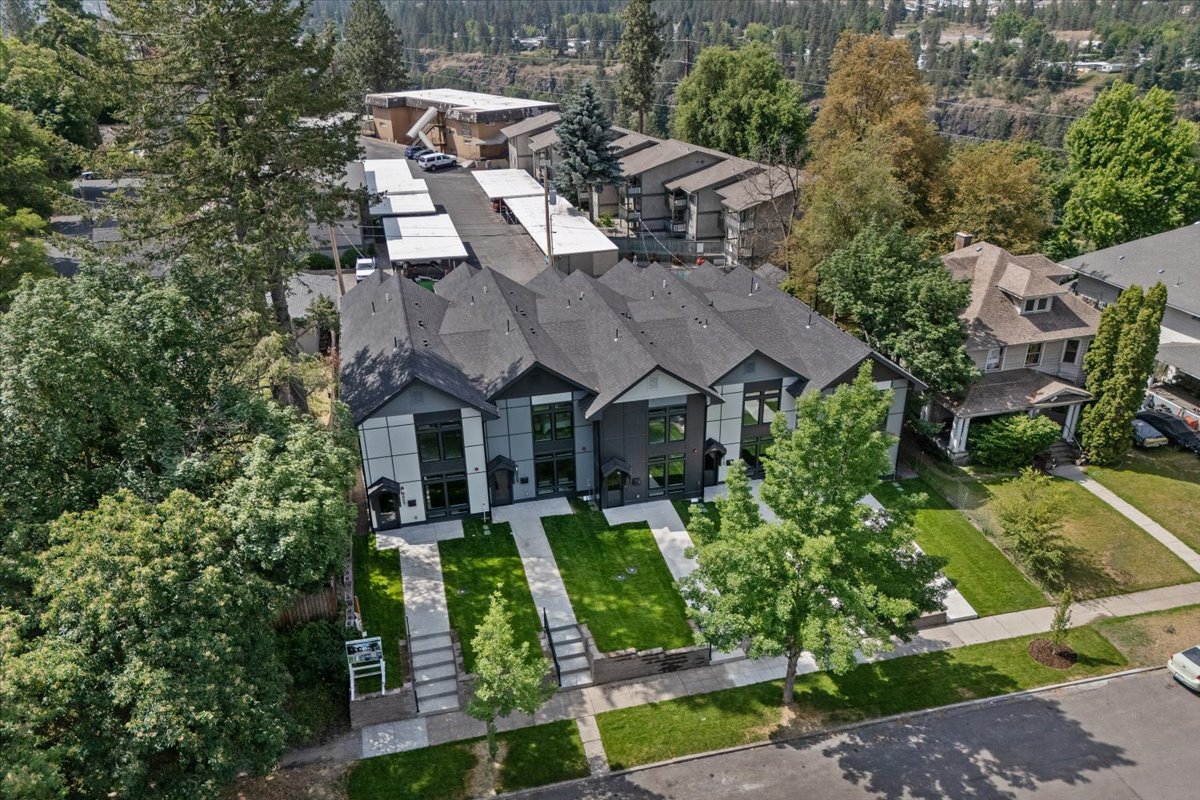 Spokane Townhome: 2015 W 9th Ave