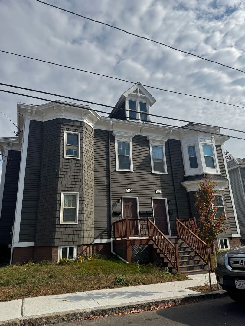 Haverhill Condo: 117-119 Portland St